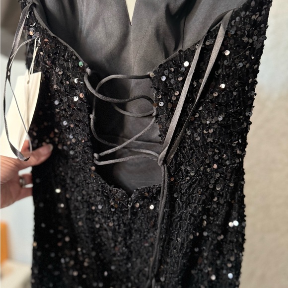 NWT Witness of Love Sequence Gown - Picture 5 of 9